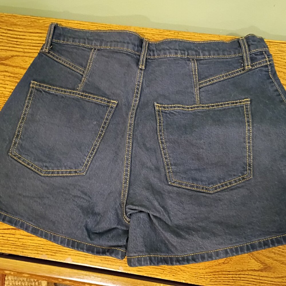 Universal Thread High Rise A-Line Shorts - Picture 3 of 4